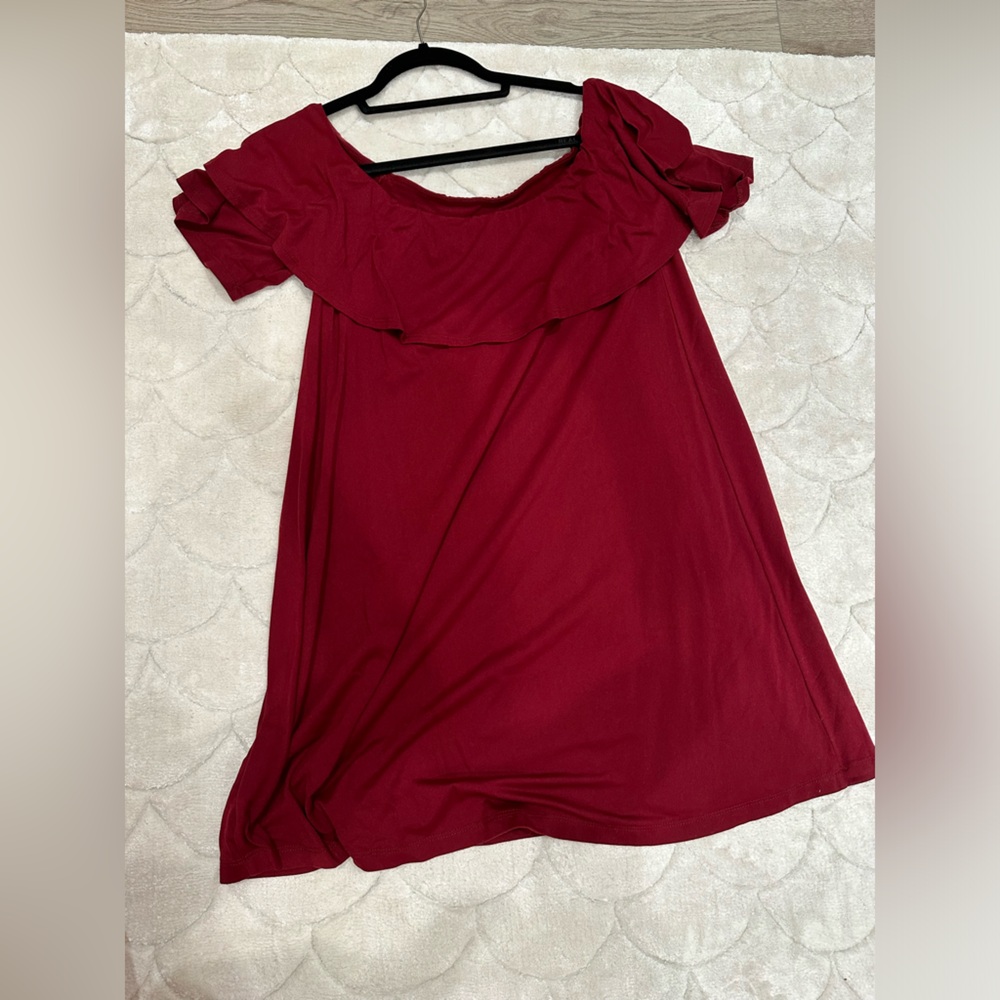 Like new Susana Monaco off shoulder dress with ruffles and sleeves Wine Medium